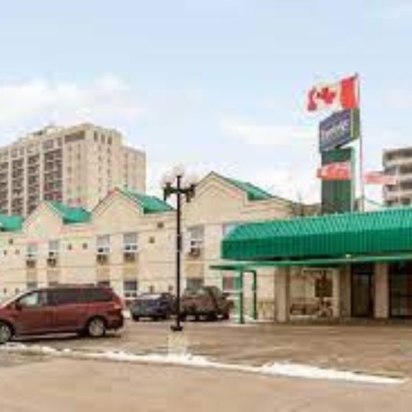 Travelodge by Wyndham Winnipeg